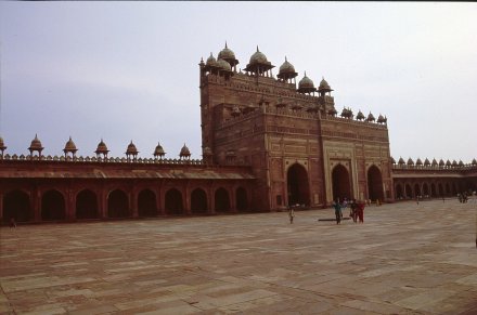 Buland Darwaza