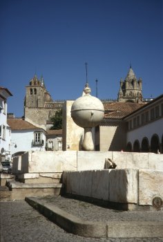 Evora- la cattedrale