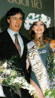 Miss Padania con Umberto Bossi